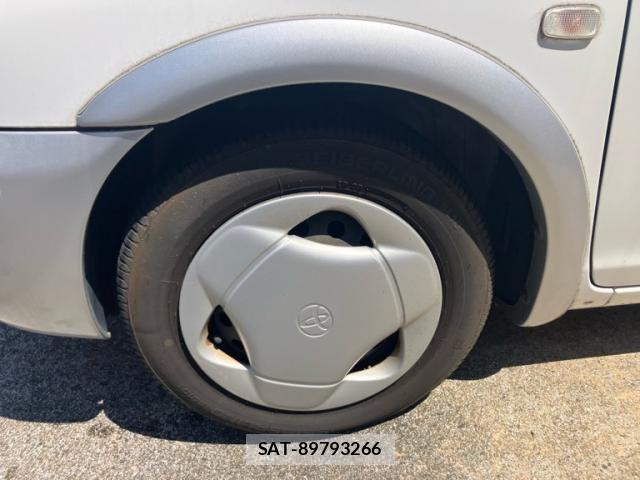 Toyota FUN CARGO 2001-09 8562027-7