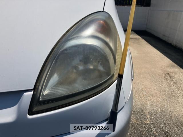 Toyota FUN CARGO 2001-09 8562027-8