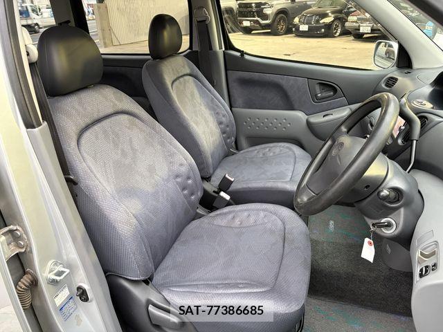 Toyota FUN CARGO 1999-09 8849159-1