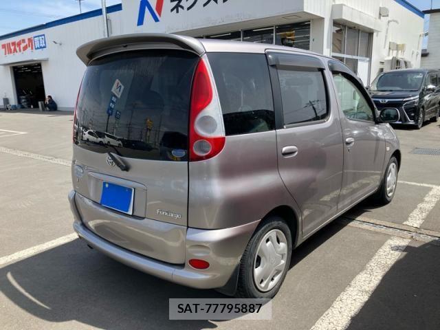Toyota FUN CARGO 2002-05 7058688-3