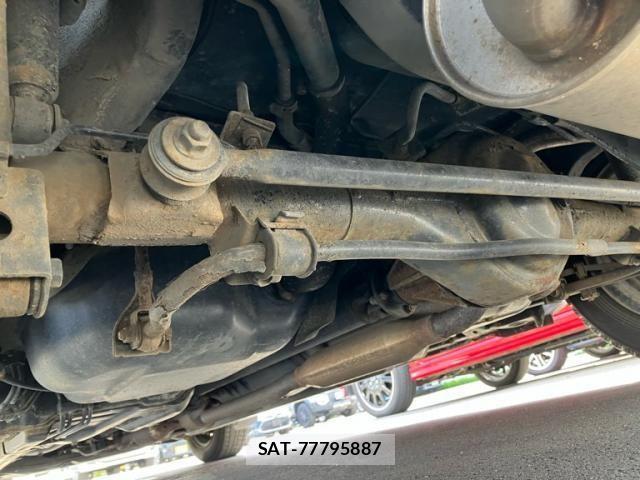 Toyota FUN CARGO 2002-05 7058688-7