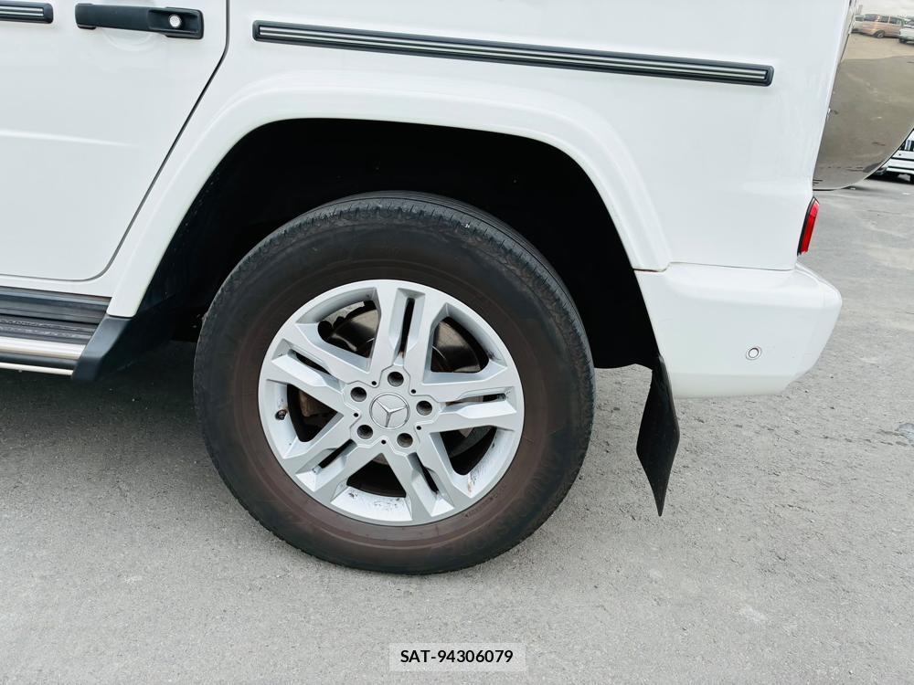 Mercedes Benz G-CLASS 2019-09 8884714-32