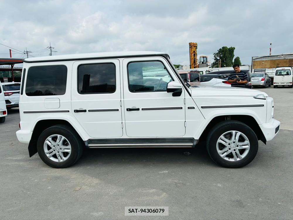 Mercedes Benz G-CLASS 2019-09 8884714-5