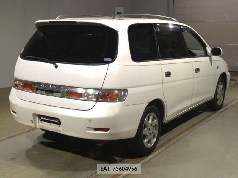 Toyota GAIA 2001 7281386-1