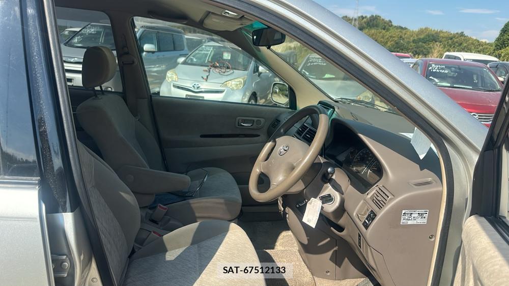 Toyota GAIA 2004 7335633-11