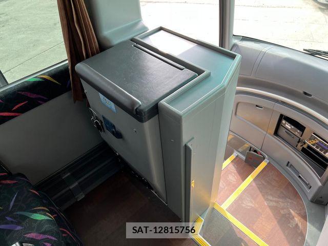 Isuzu GALA 2011-03 1221367-15