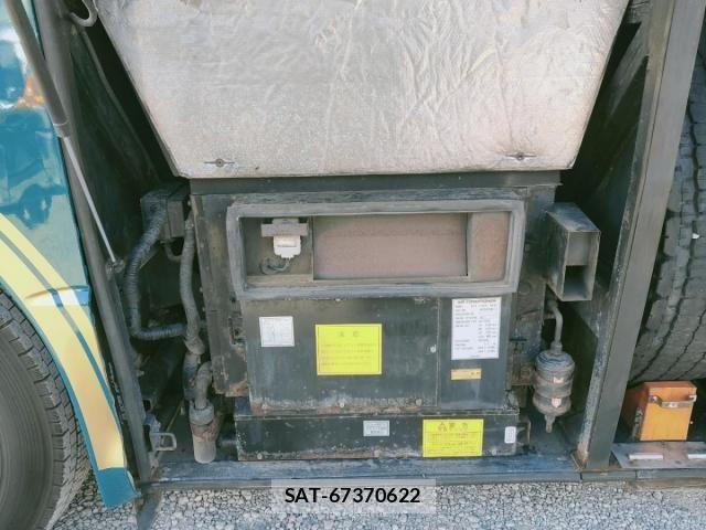 Isuzu GALA 2001-03 695714-18