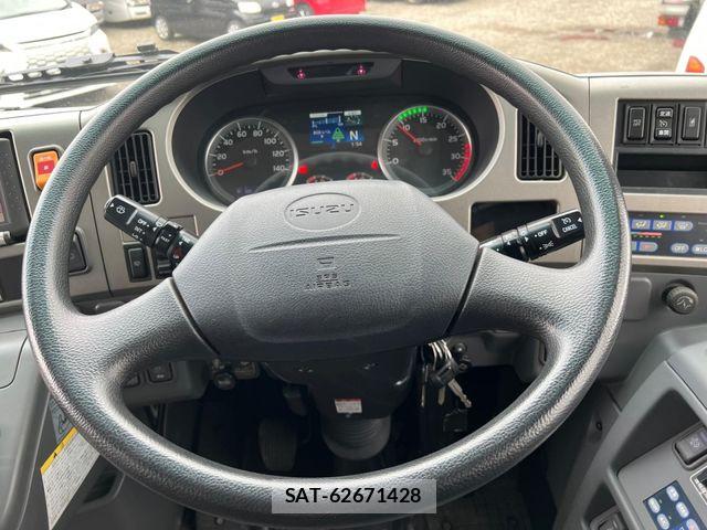 Isuzu GALA 2015-11 7876628-15