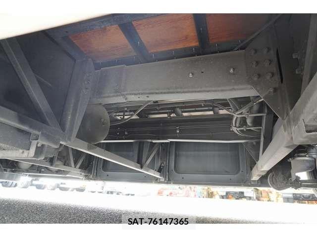 Isuzu GALA 2013-08 6791063-10