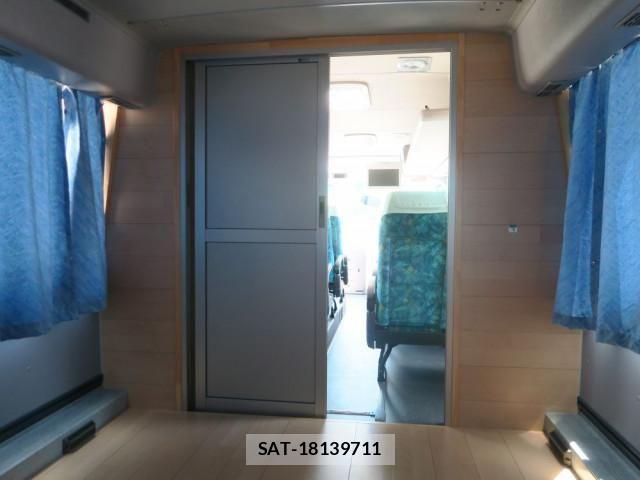 Isuzu GALA 2021-06 7250925-14