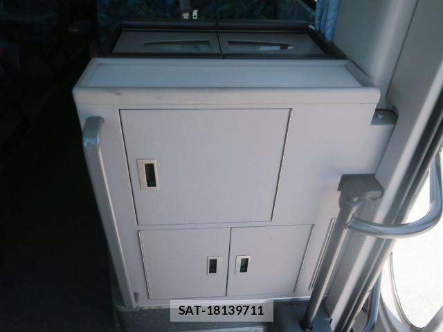 Isuzu GALA 2021-06 7250925-18