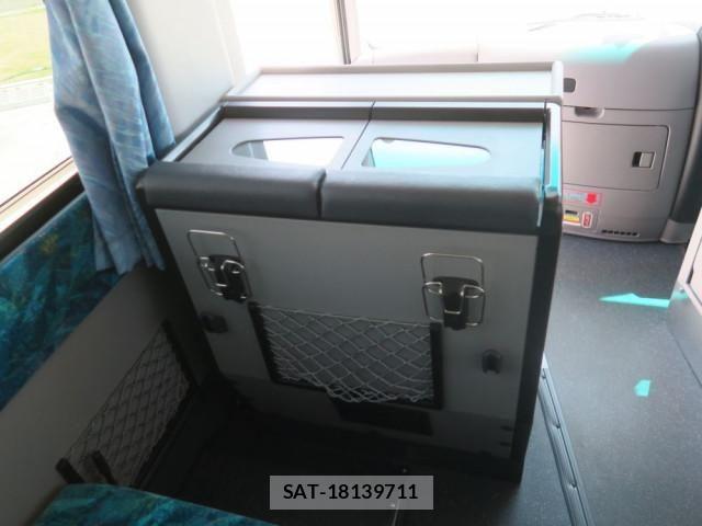 Isuzu GALA 2021-06 7250925-23