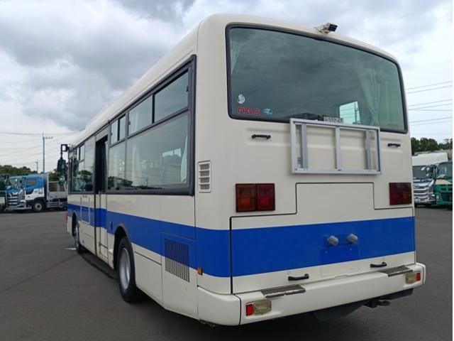 Isuzu GALA 2012-03 7606890-3