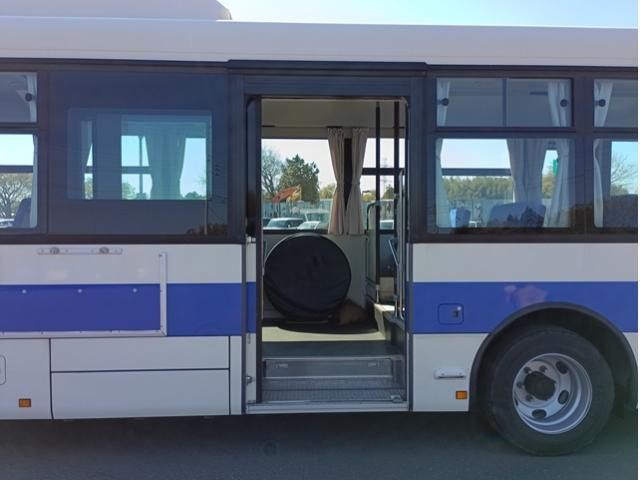 Isuzu GALA 2012-03 7606890-6