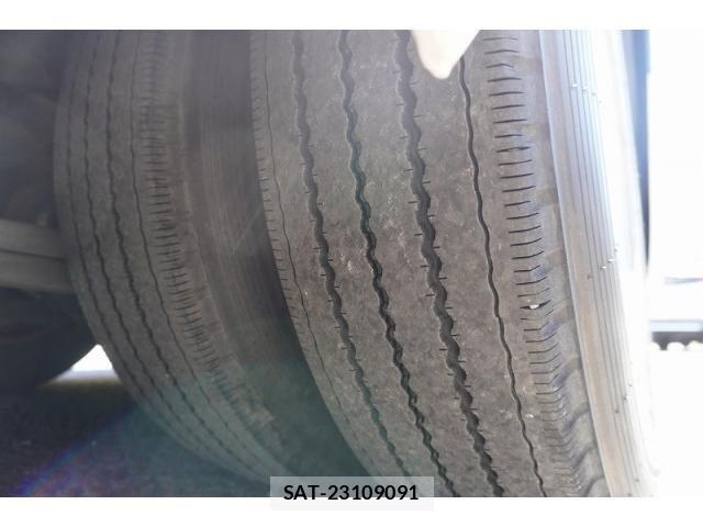 Isuzu GALA 2018-03 7961833-9