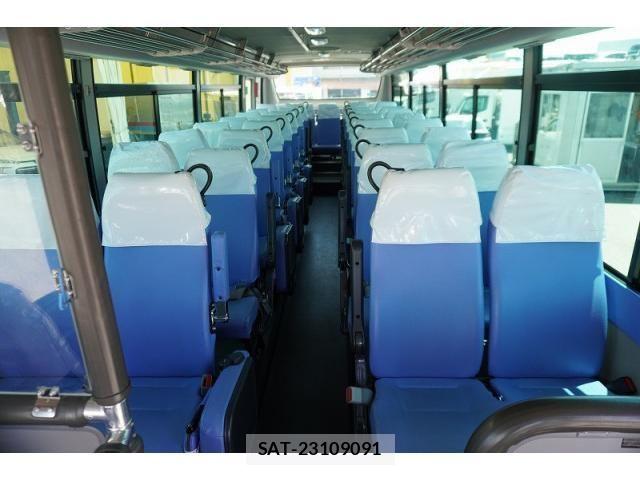 Isuzu GALA 2018-03 7961833-16