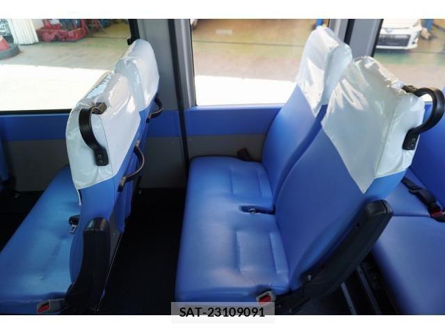 Isuzu GALA 2018-03 7961833-21