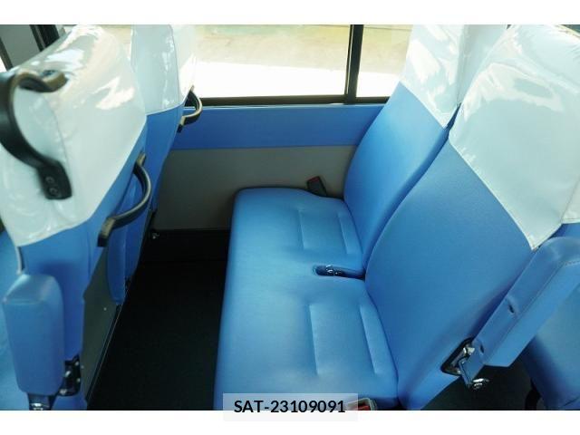 Isuzu GALA 2018-03 7961833-25