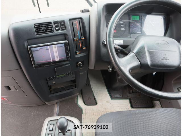 Isuzu GALA 2021-02 8562031-17