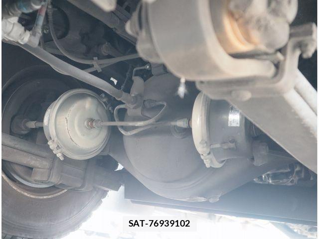 Isuzu GALA 2021-02 8562031-27