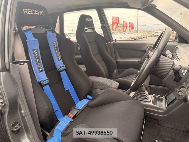 Mitsubishi GALANT 1989-12 8335963-17