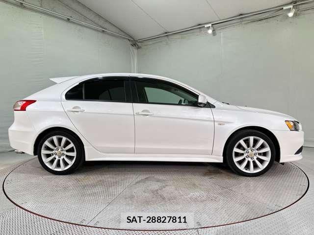Mitsubishi GALANT FORTIS 2009-12 1288478-3