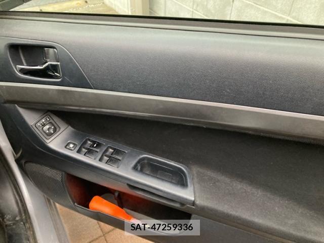 Mitsubishi GALANT FORTIS 2008-10 7219009-15