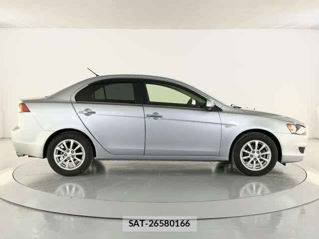 Mitsubishi GALANT FORTIS 2013-06 7392261-6