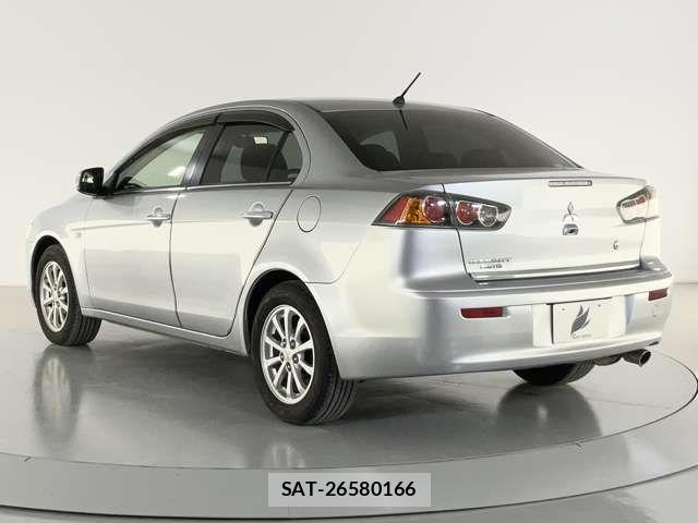 Mitsubishi GALANT FORTIS 2013-06 7392261-3