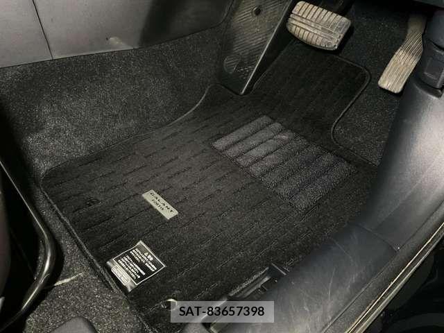 Mitsubishi GALANT FORTIS 2014-01 7562167-17