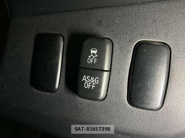 Mitsubishi GALANT FORTIS 2014-01 7562167-18
