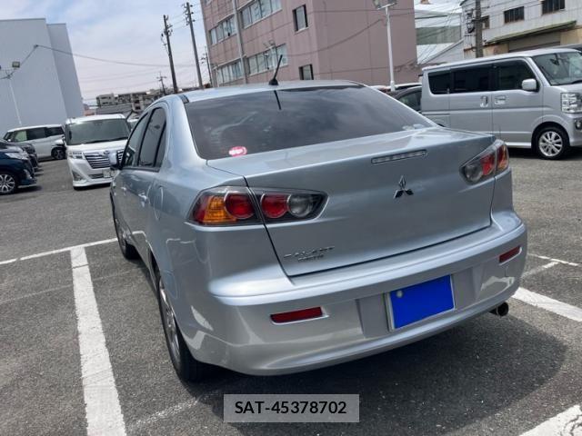Mitsubishi GALANT FORTIS 2009-12 7616761-2