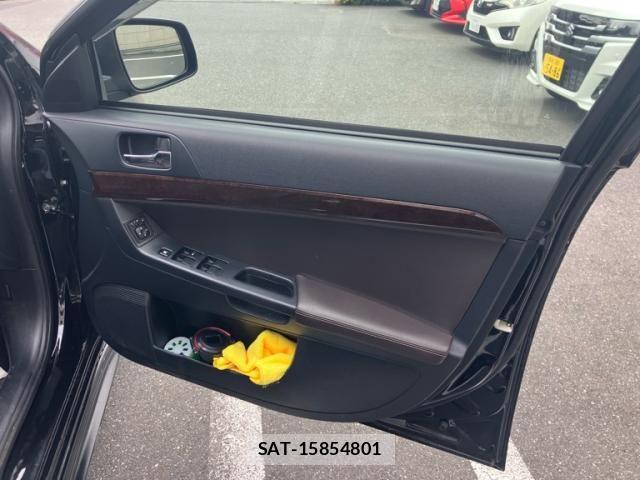 Mitsubishi GALANT FORTIS 2011-09 7876629-11