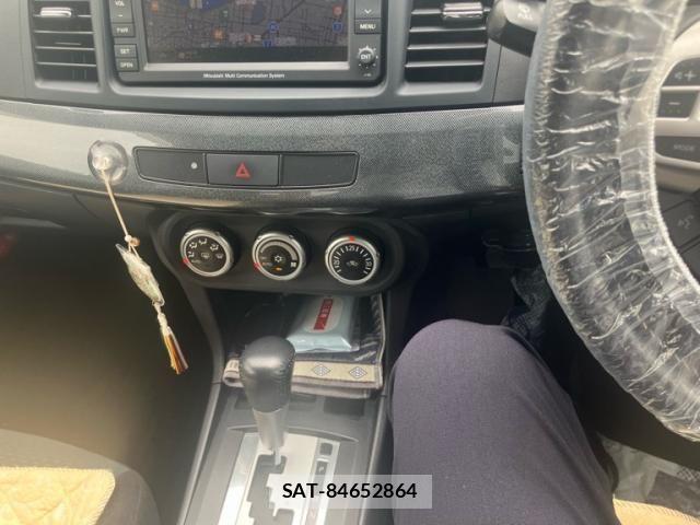 Mitsubishi GALANT FORTIS 2007-09 8035729-15