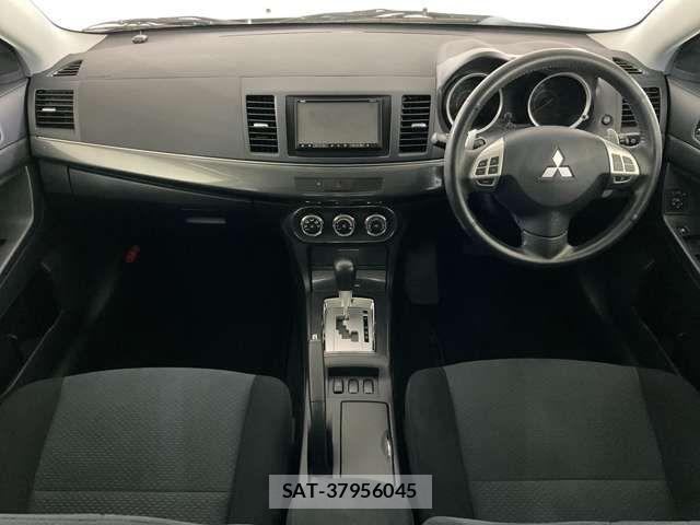 Mitsubishi GALANT FORTIS 2011-05 8073857-12