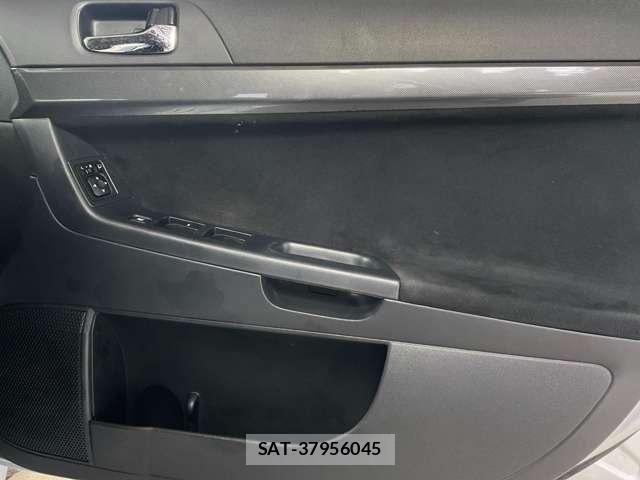Mitsubishi GALANT FORTIS 2011-05 8073857-13