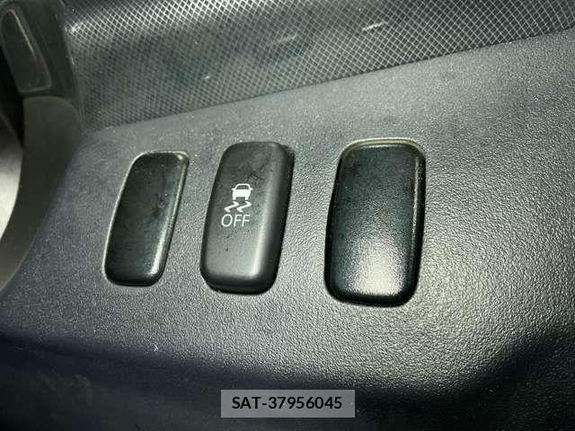 Mitsubishi GALANT FORTIS 2011-05 8073857-17