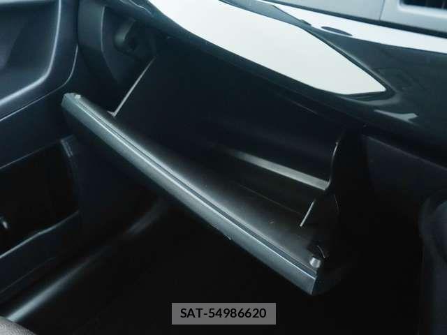 Mitsubishi GALANT FORTIS 2015-03 8525004-15