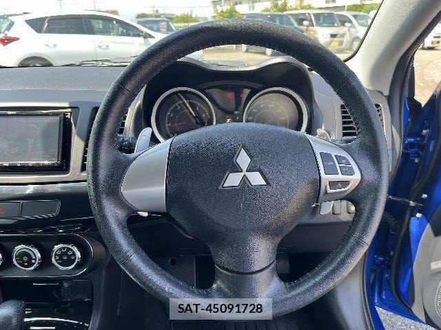 Mitsubishi GALANT FORTIS 2014-07 1221370-13