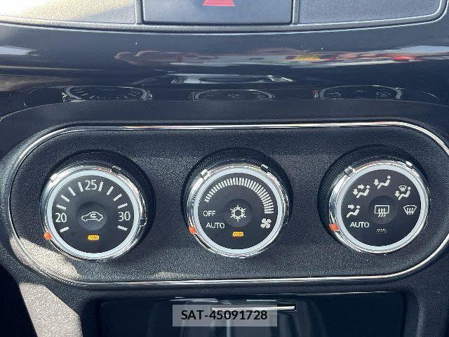 Mitsubishi GALANT FORTIS 2014-07 1221370-14