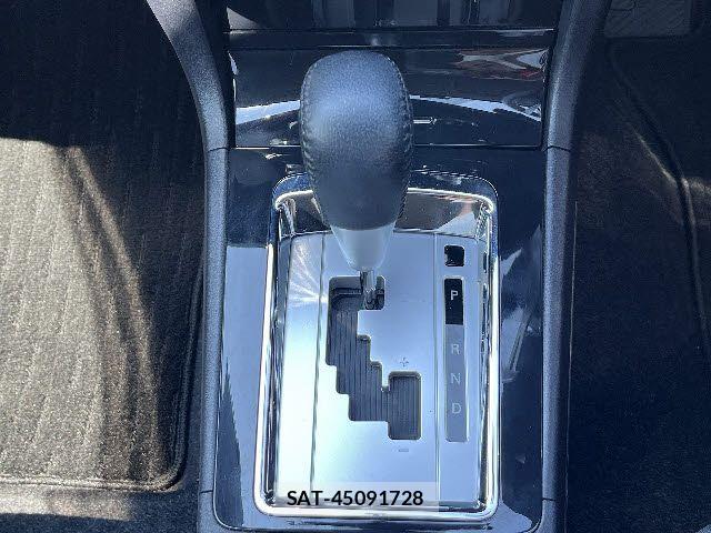 Mitsubishi GALANT FORTIS 2014-07 1221370-19