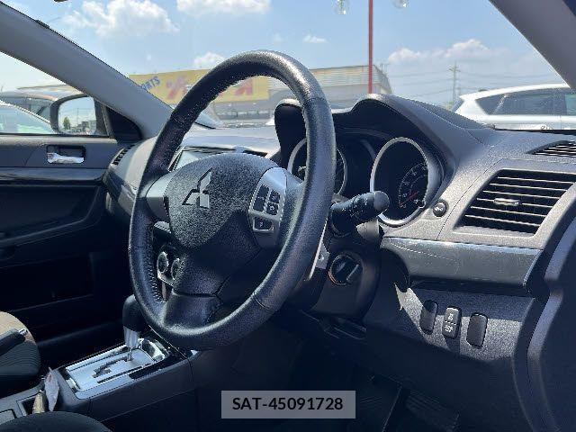Mitsubishi GALANT FORTIS 2014-07 1221370-3