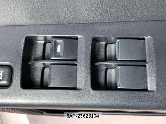 Mitsubishi GALANT FORTIS 2012-11 2029697-15