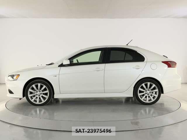 Mitsubishi GALANT FORTIS 2011-07 8457560-2
