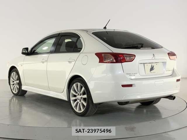 Mitsubishi GALANT FORTIS 2011-07 8457560-3