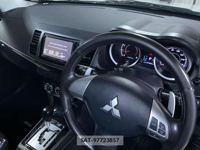 Mitsubishi GALANT FORTIS 2012-06 8849158-15