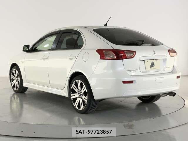 Mitsubishi GALANT FORTIS 2012-06 8849158-3