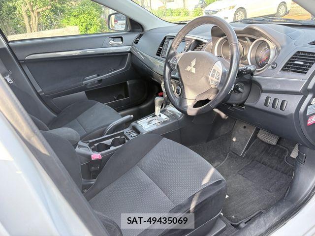 Mitsubishi GALANT FORTIS 2009-01 7616763-8