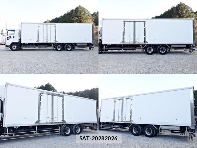 Isuzu GIGA 2017-09 689194-9