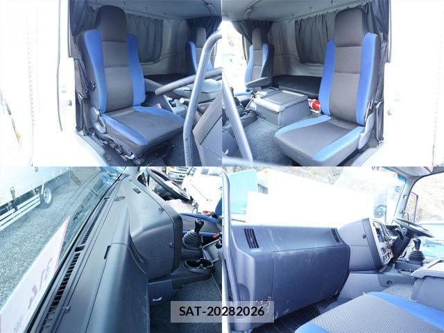 Isuzu GIGA 2017-09 689194-16
